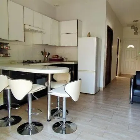 Magnificent In With Swimming Pool Villa *
